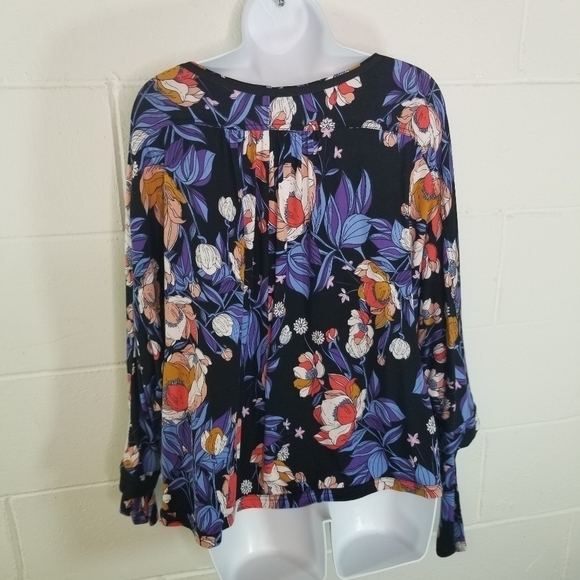 Free people keepin on dark floral open front blouse - Picture 15 of 15